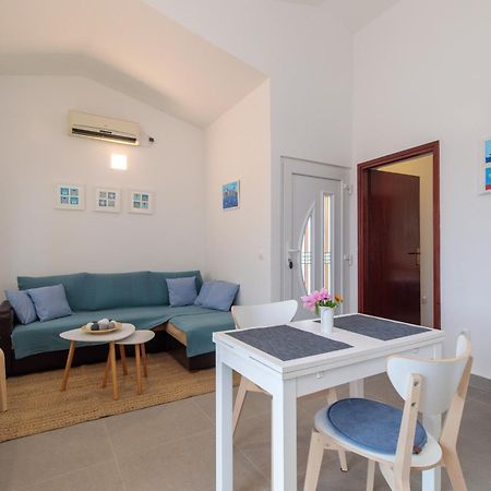 Apartment Tonka *Balcony & Partial Seaview! Krk Town Exterior photo